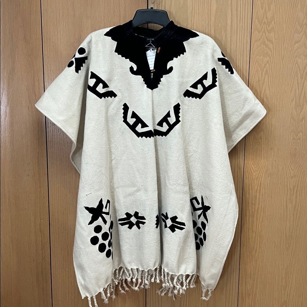 Anthony Mark Hankins wool blend aztec boho knee length poncho cape